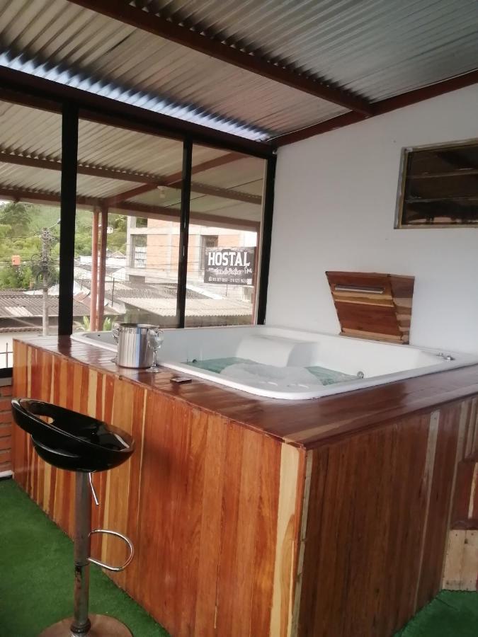 Hostal Spa Casa De Piedra Con Jacuzzi Santa Rosa de Cabal Esterno foto
